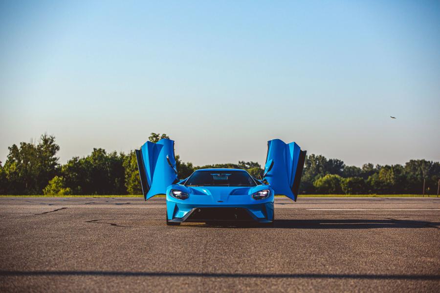  Ford GT Riviera Blue (H040) 2017 года  (фото 11 из 31)